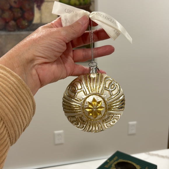 Waterford Holiday Heirlooms Limited Series New Year’s Celeb Ball 2000/2001 - Picture 5 of 16